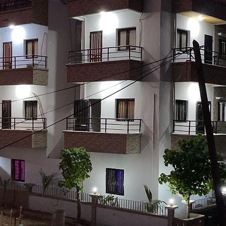 Hotel Residence Aicha Tambacounda Eksteriør bilde